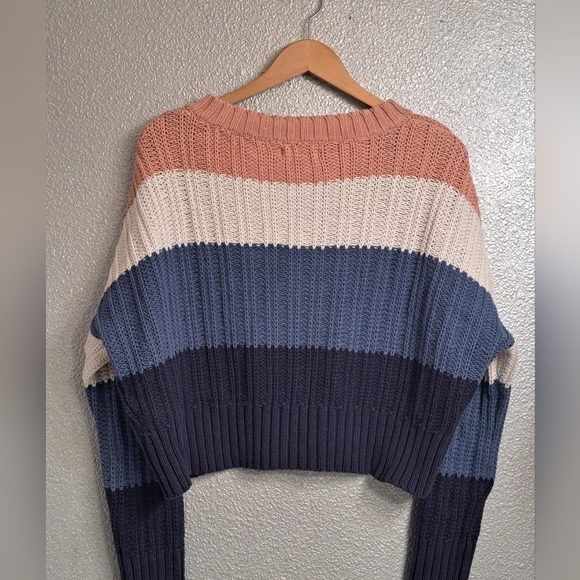 Aeropostale Colorblock  Cropped Knit Sweater Size XL - Picture 7 of 7
